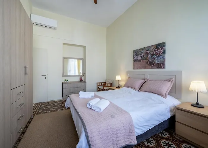 Апартаменты Casa Vecchia 1930's Masterpiece